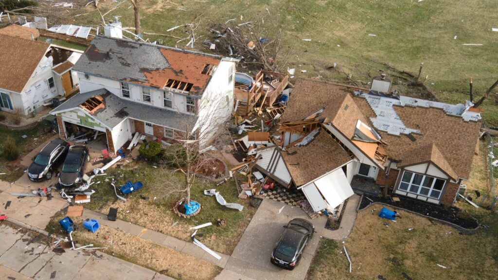 skynews-missouri-us-storms_6857376.jpg