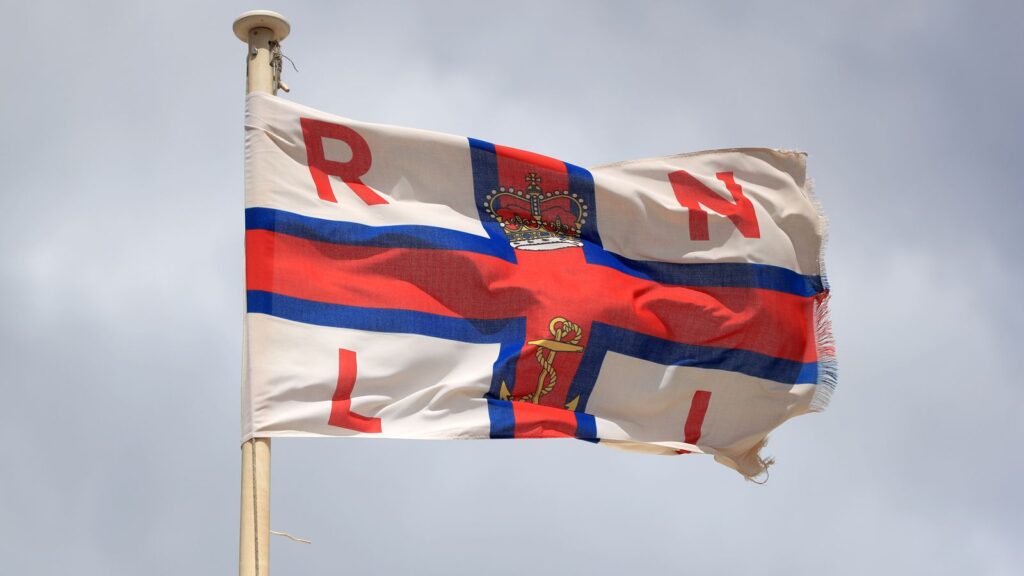 skynews-rnli-skegness-flag_6852042.jpg