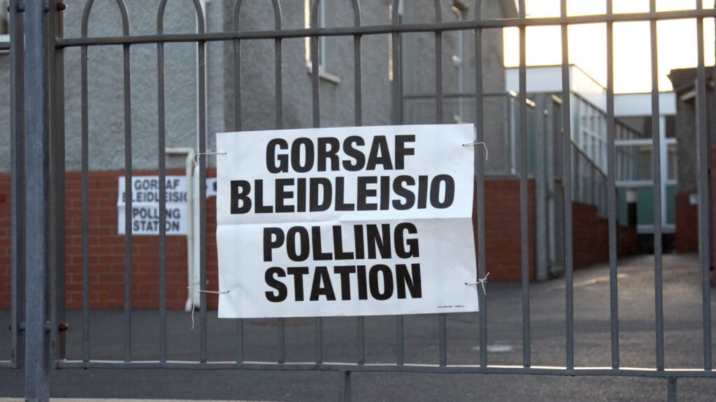 skynews-wales-polling-station_6853060.jpg